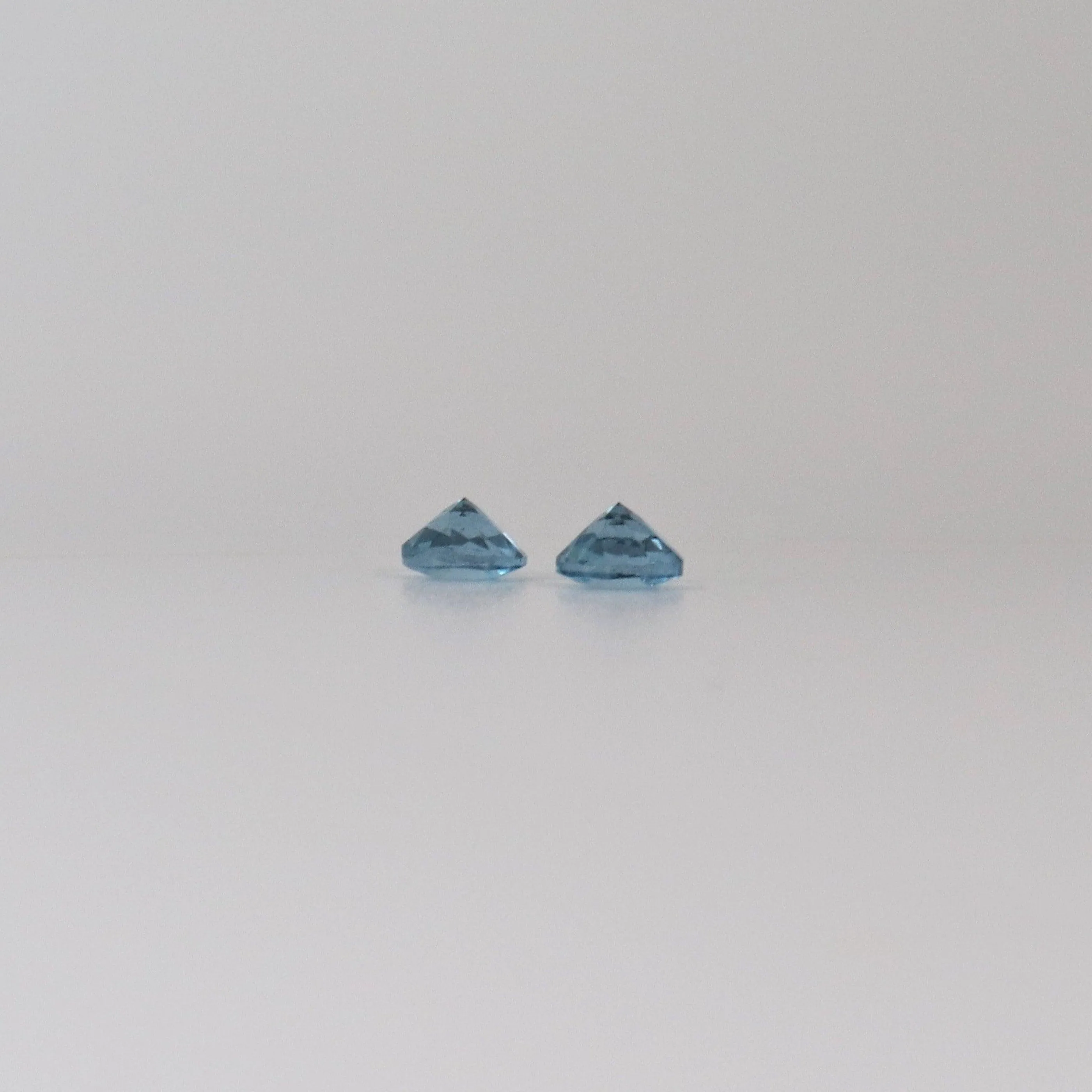 4mm & 5mm Round Santa Maria Aquamarine Stone
