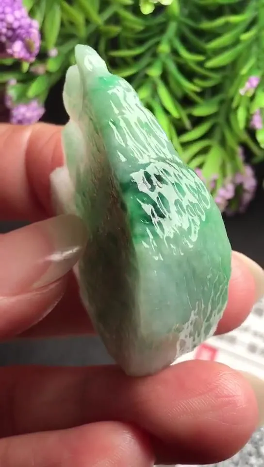 Natural Jade Rough Jadeite Raw (3.7x3.7X1.5cm)-S3270